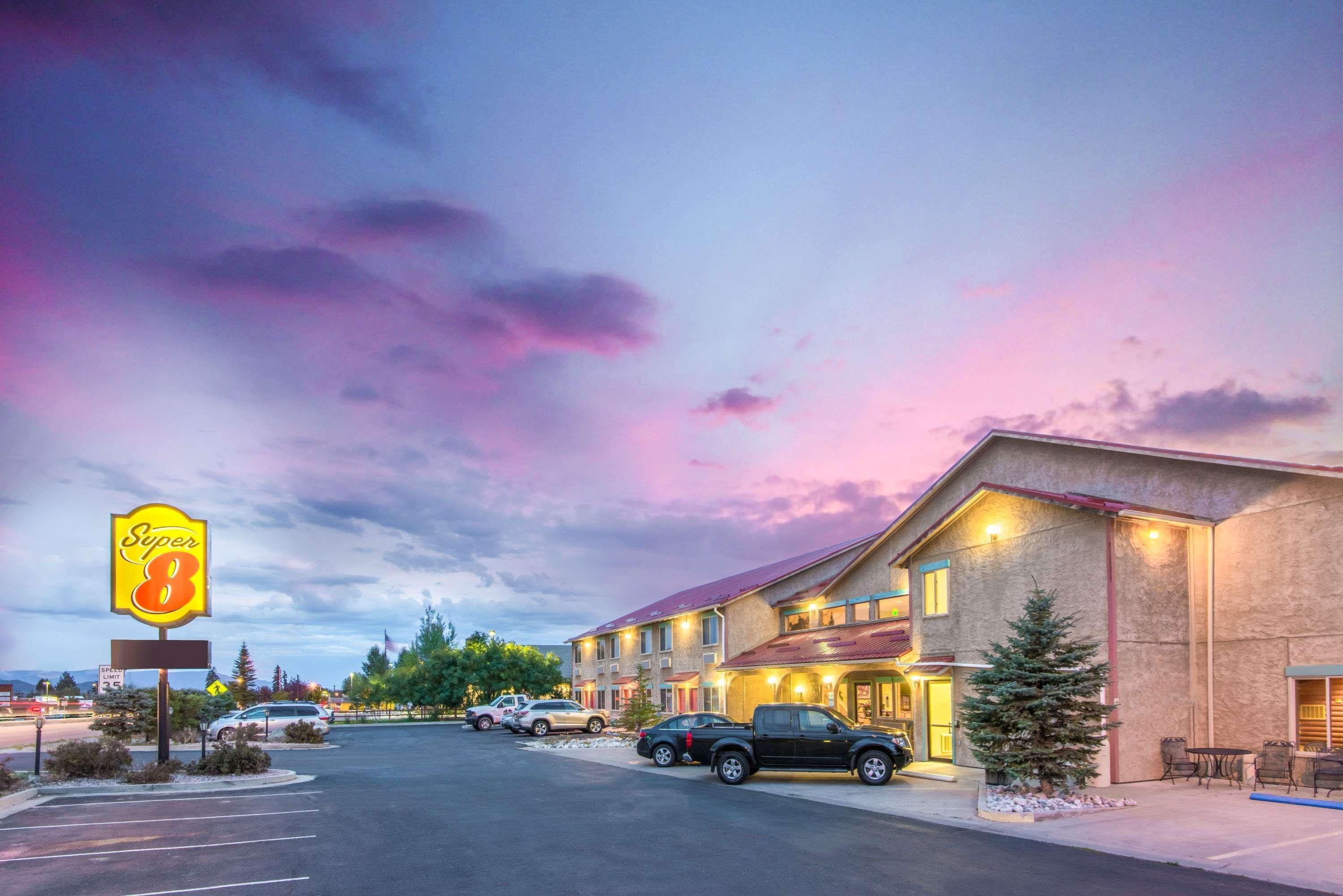 Hotel Super 8 By Wyndham Buena Vista Exterior foto